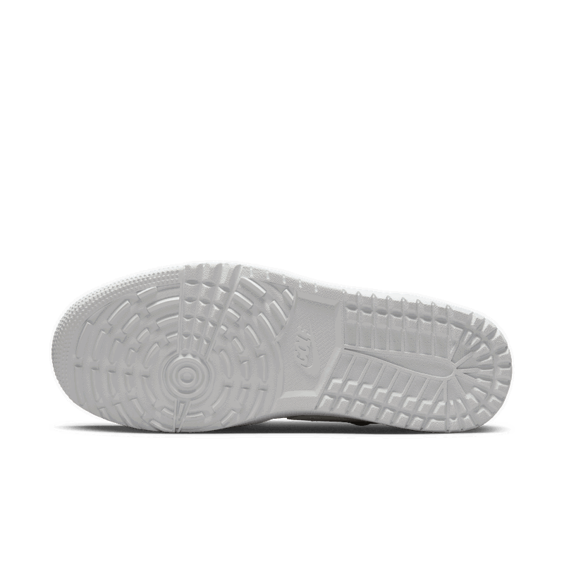 Nike | DD9315-110 | Air Jordan 1 Low G | White / Pure Platinum