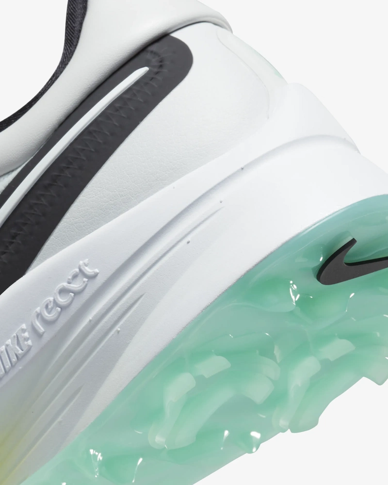 Nike | DC5221-001 | Air Zoom Infinity Tour NXT%  | Dust